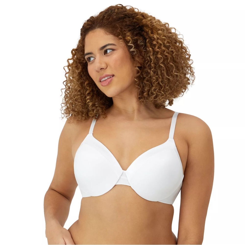 Maidenform Everyday Full Coverage Cushioned Underwire White Bra. 40D